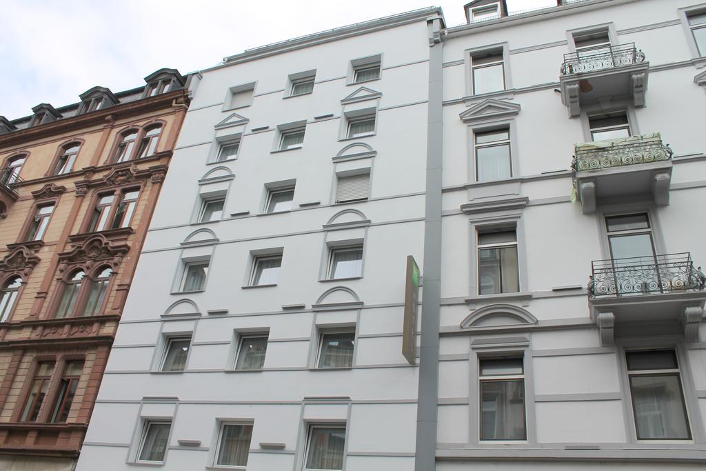 Ambassador Hotel Frankfurt am Main Exterior foto